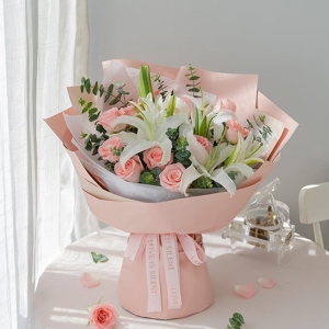 与你百年好合-玫瑰百合花礼