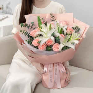 与你百年好合-玫瑰百合花礼