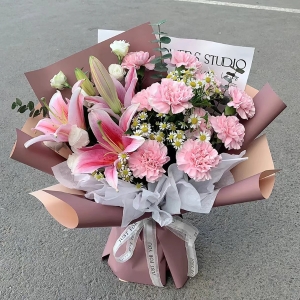 祝您百事合意-双拼康乃馨百合花礼